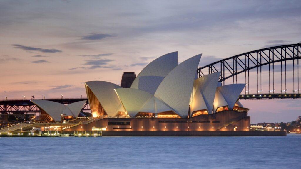Сиднейский оперный зал